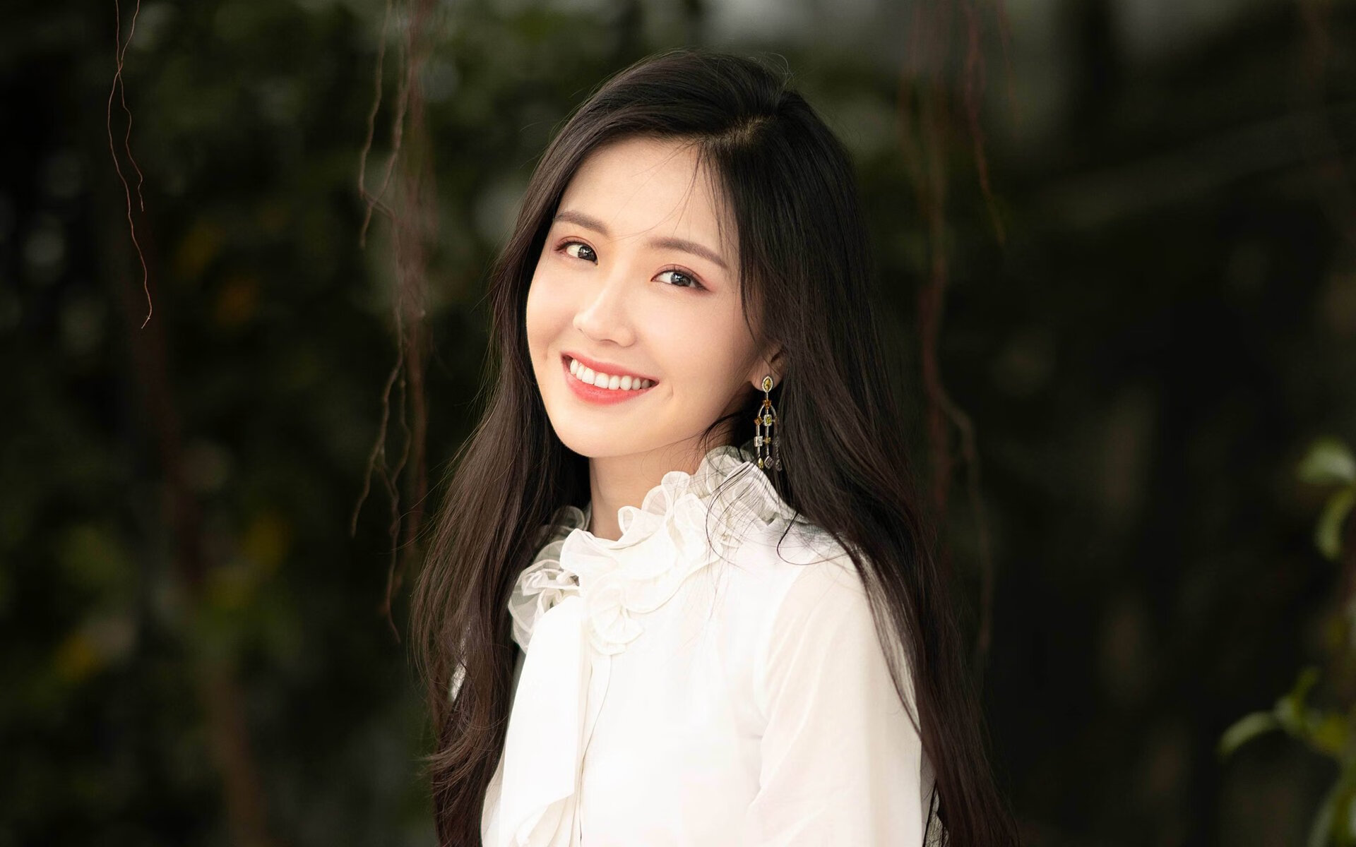 数据分析揭示替补席贡献度增强角色球员价值持续提升，替补球员从哪上场